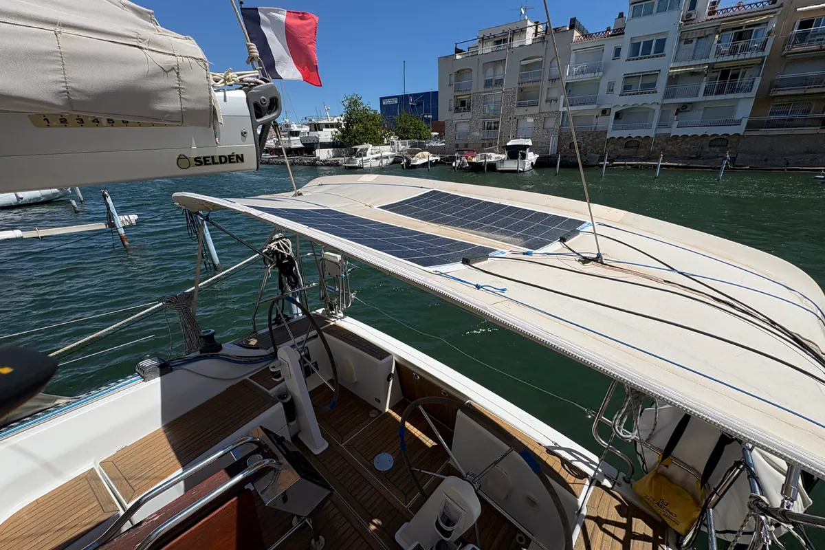 Kami, a Hanse 345 sailboat at Castelló d'Empúries, Spain