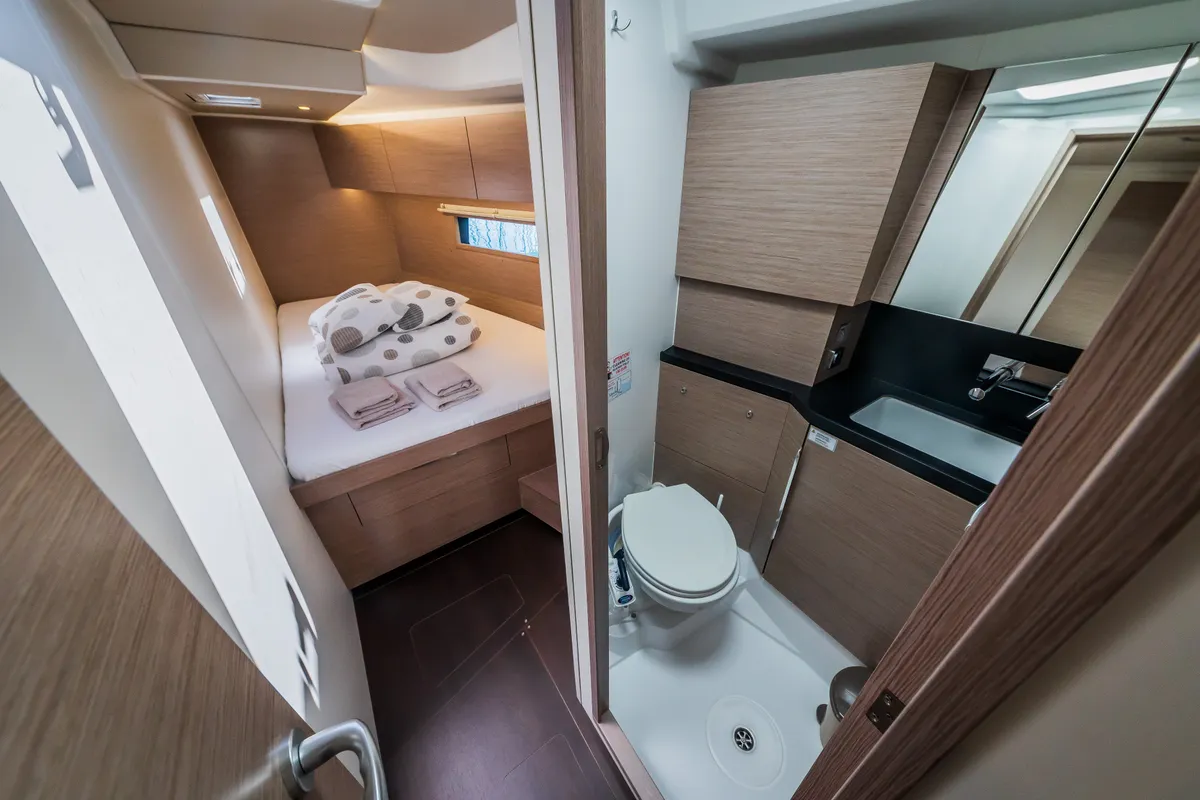 Cabin on Wanderlust, a Hanse 460 sailboat at Grad Kaštela, Croatia