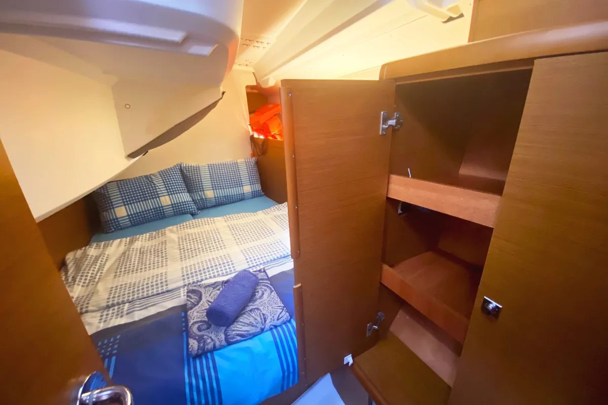 Cabin on Anahera, a Jeanneau Sun Odyssey 349 sailboat at Fethiye, Turkey