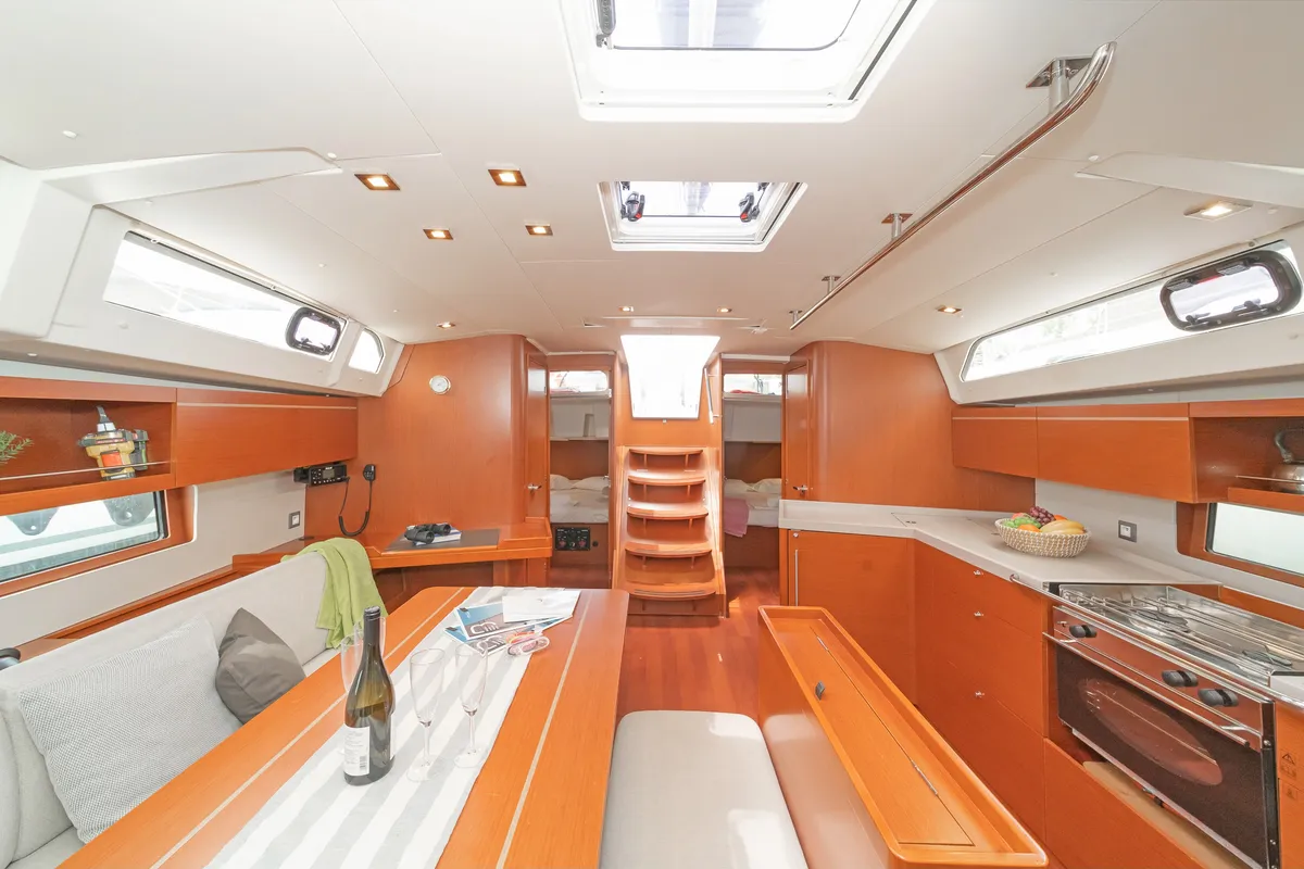 Salon of Almyra, a Beneteau Oceanis 46.1 sailboat at Athens, Greece