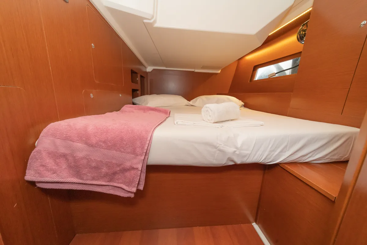 Cabin on Almyra, a Beneteau Oceanis 46.1 sailboat at Athens, Greece