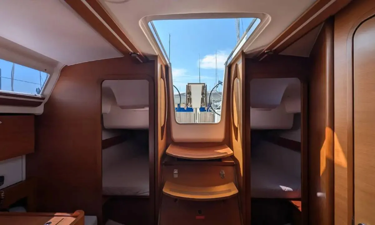 Salon of Tarann, a Dufour 375 Grand Large sailboat at Saint-Cast-le-Guildo, France