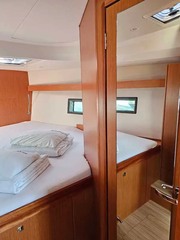 Cabin on Nola, a Bavaria C42 sailboat at Punat, Croatia