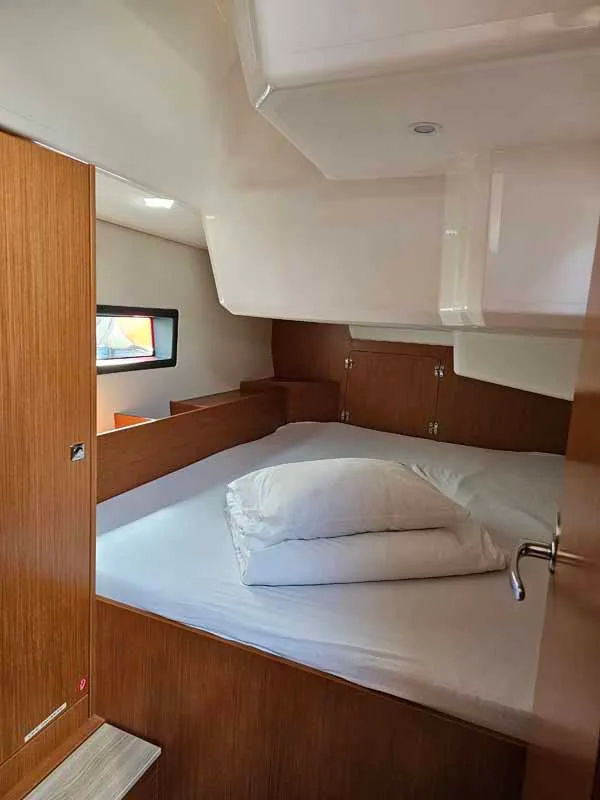 Cabin on Nola, a Bavaria C42 sailboat at Punat, Croatia