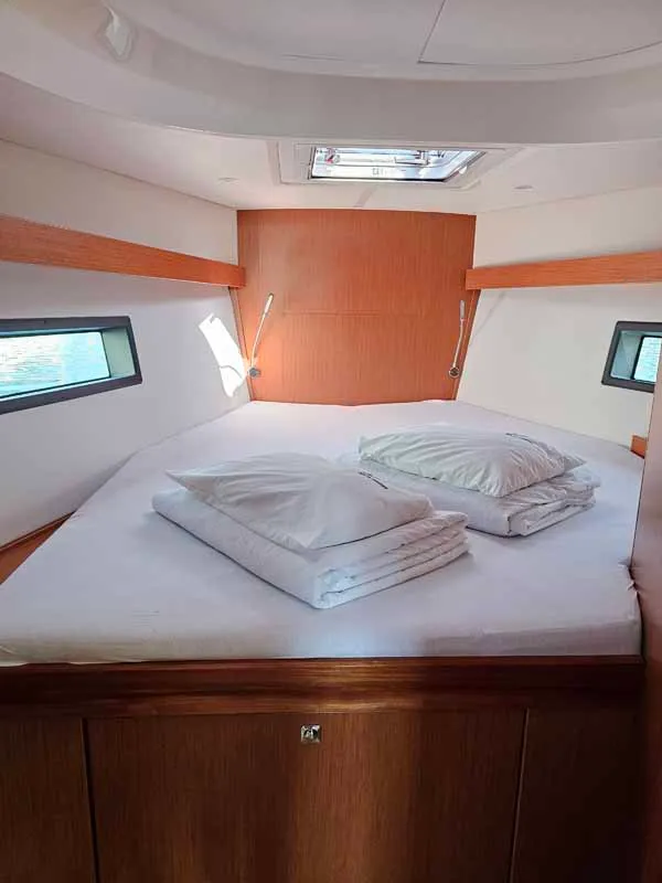 Cabin on Nola, a Bavaria C42 sailboat at Punat, Croatia