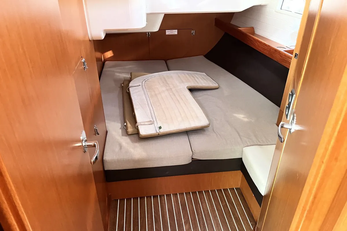 Cabin on Morillon, a Bavaria Cruiser 51 sailboat at Seget Donji, Croatia