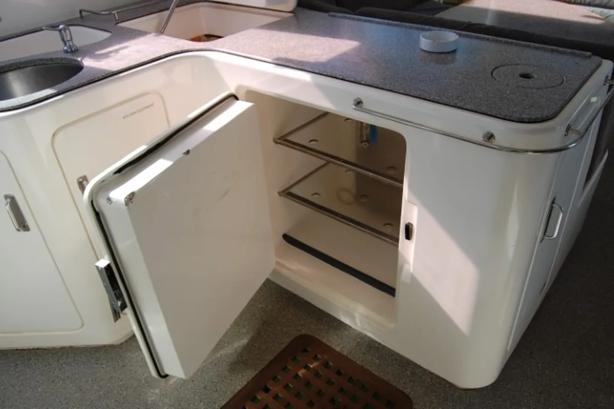 Galley of Alboran Mahanga (Radazul), a Voyage 440 catamaran at El Rosario, Spain