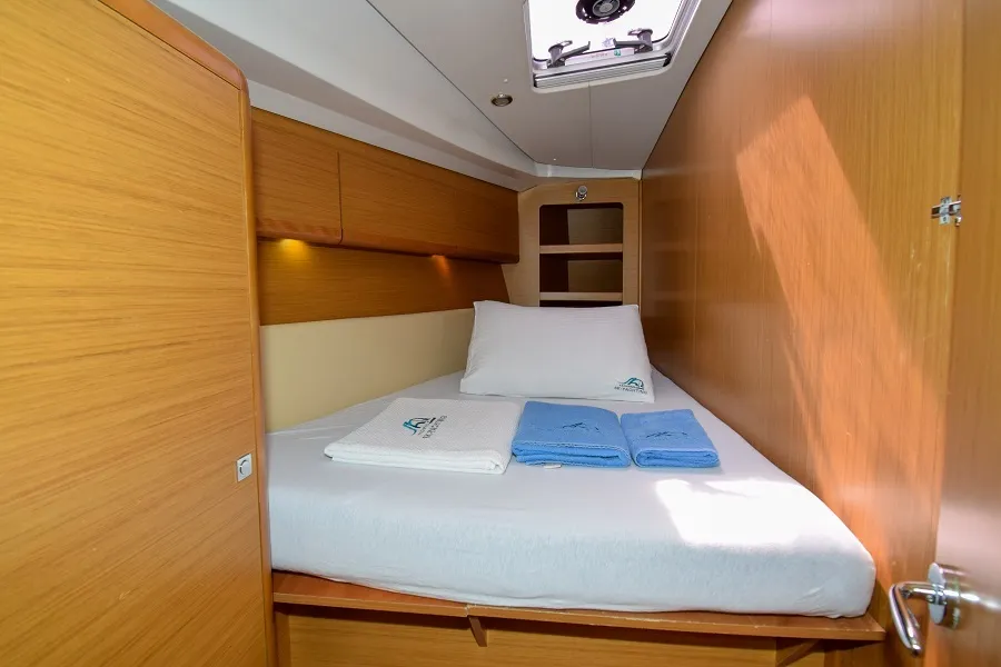Cabin on Loki, a Jeanneau Sun Odyssey 44 i sailboat at Marmaris, Turkey
