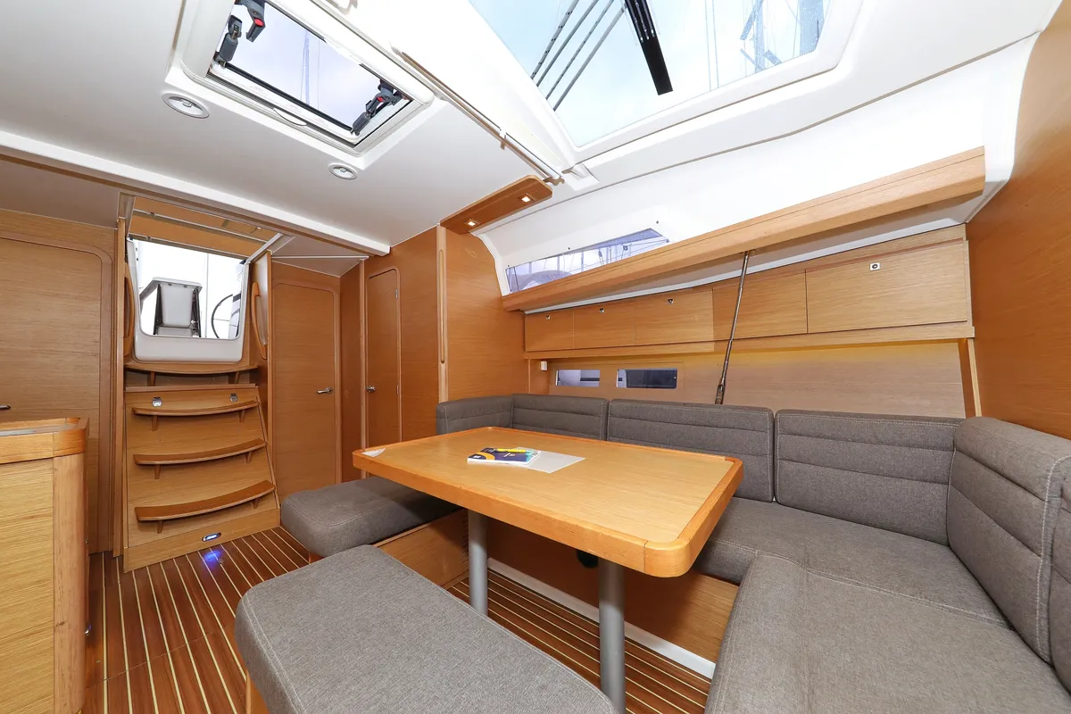 Salon of 3 Friends, a Dufour 412 GL sailboat at Primošten, Croatia