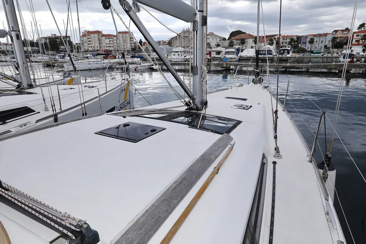 Deck of 3 Friends, a Dufour 412 GL sailboat at Primošten, Croatia