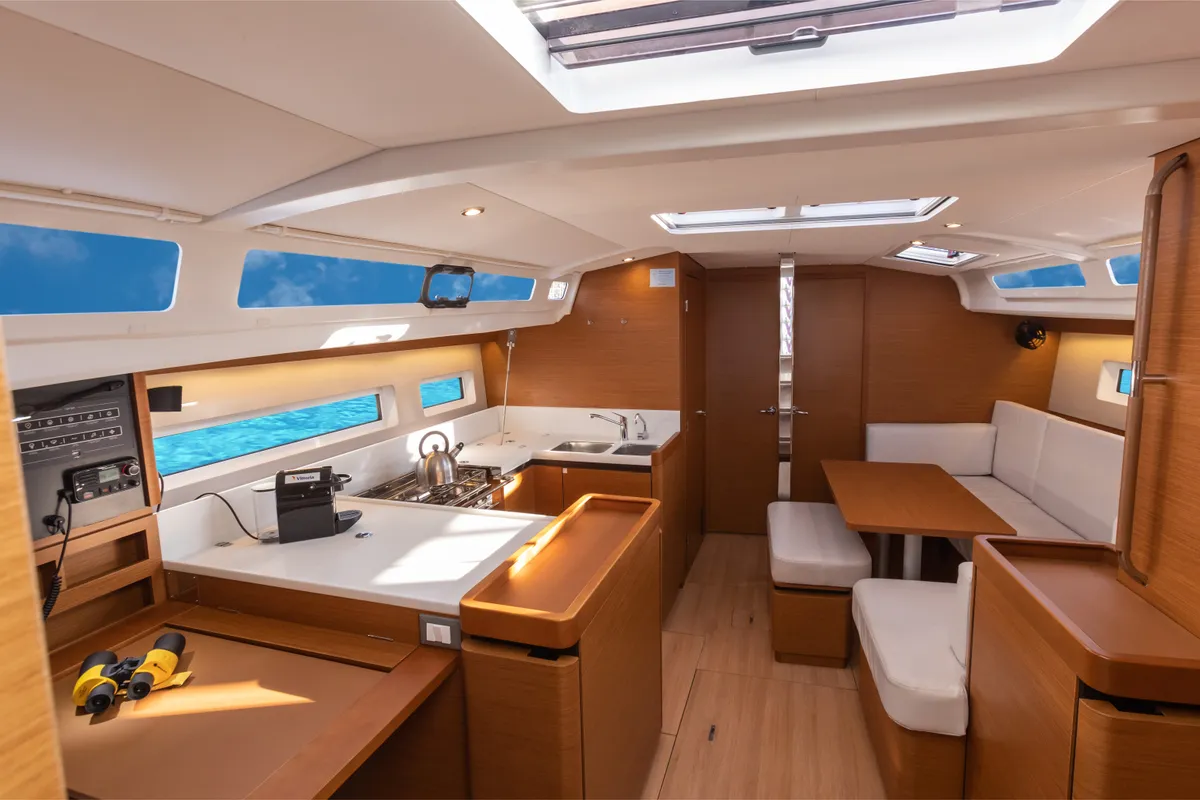 Salon of Vittoria, a Jeanneau Sun Odyssey 440 sailboat at Capo d'Orlando, Italy