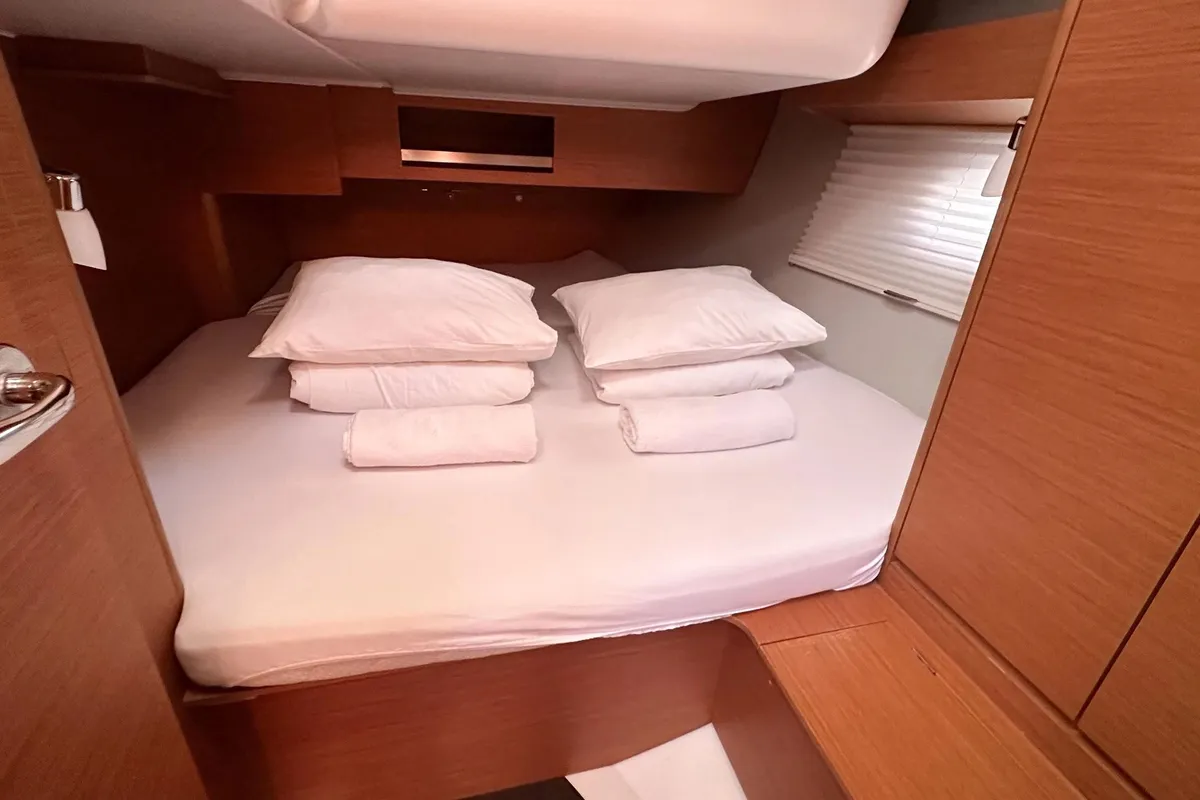 Cabin on Andela, a Dufour 390 GL sailboat at Primošten, Croatia