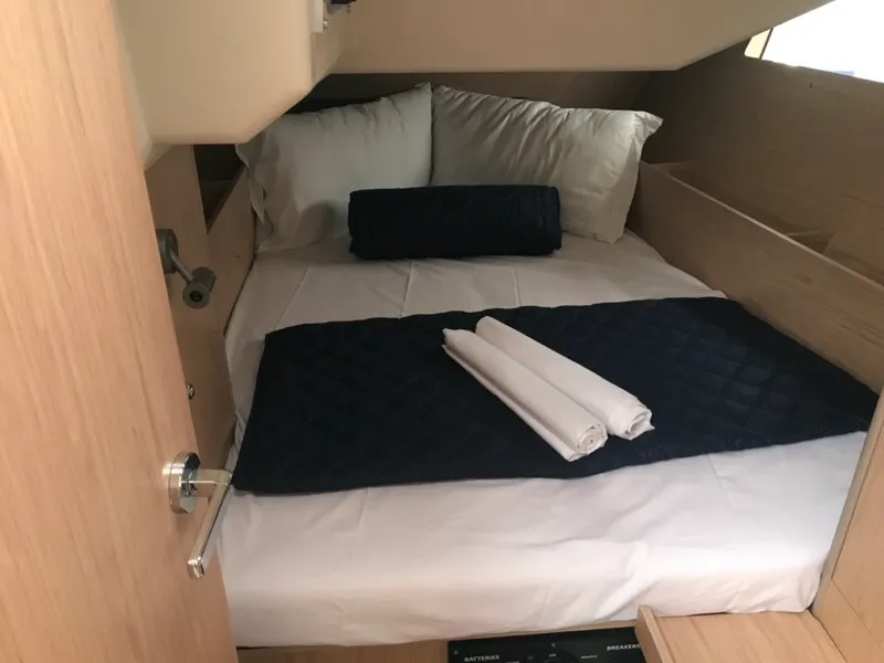 Cabin on Agena, a Beneteau Oceanis 41.1 sailboat at Salerno, Italy