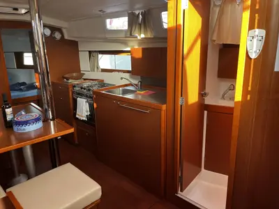 Galley of Albarosa, a Beneteau Oceanis 35.1 sailboat at Tonnarella, Italy