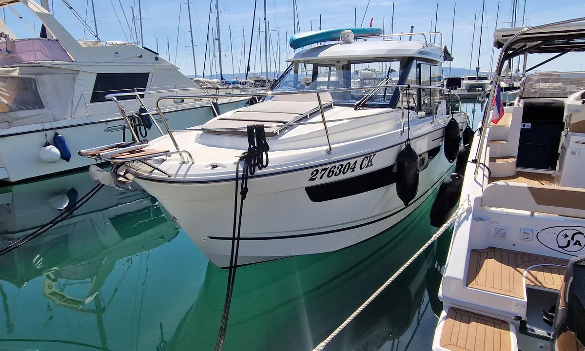 Exterior view of Whiskey, a Jeanneau Merry Fisher 895 motorboat at Novi Vinodolski, Croatia