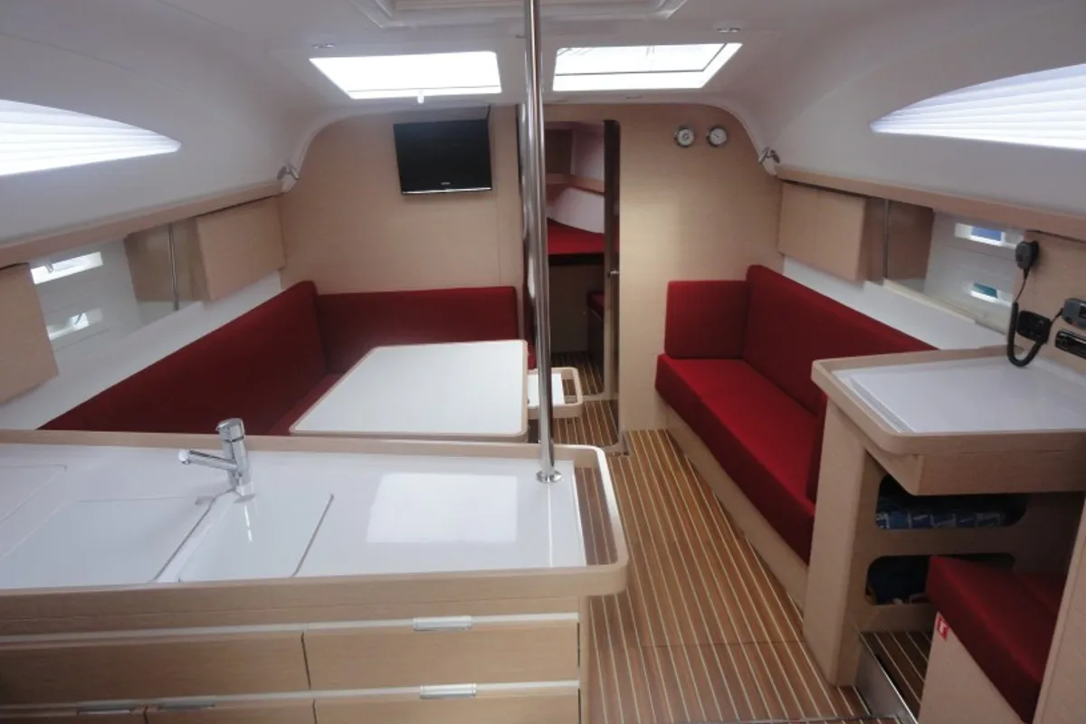 Salon of Reina, a Elan 444 Impression sailboat at Grad Pula, Croatia