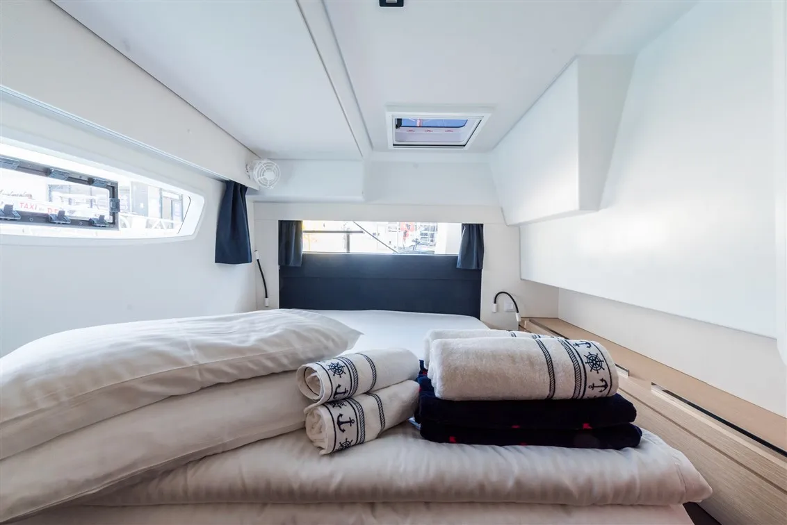Cabin on Sunny Wave, a Fountaine Pajot Saona 47 catamaran at Seget Donji, Croatia