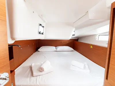 Cabin on Pnoe, a Jeanneau Sun Odyssey 490 sailboat at Sithonia Municipal Unit, Greece