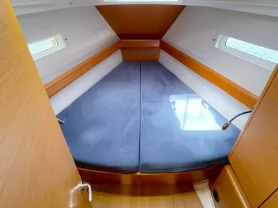 Cabin on Bruce, a Jeanneau Sun Odyssey 439 sailboat at Heiligenhafen, Germany