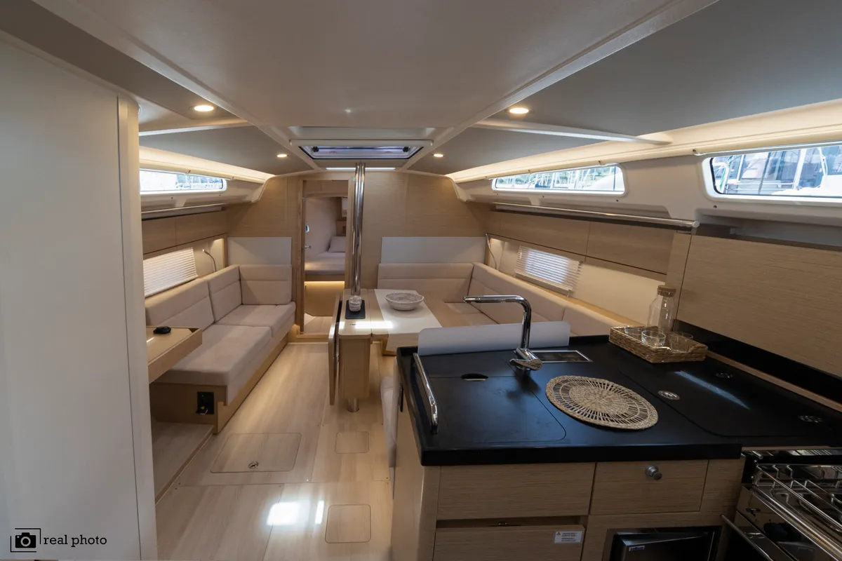 Salon of Tecla - Water maker, Solar Panel - BOTH SAILS triradial, Retractabile Bow Trust, a Hanse 388 sailboat at Cannigione…