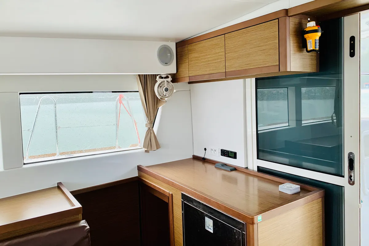 Salon of Ubah, a Lagoon 40 catamaran at Roche Caiman, Seychelles