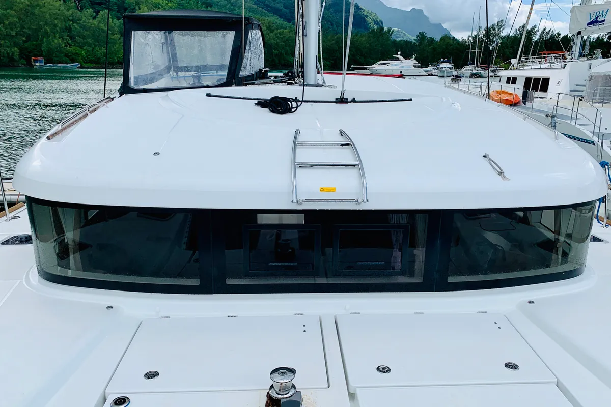 Exterior view of Ubah, a Lagoon 40 catamaran at Roche Caiman, Seychelles