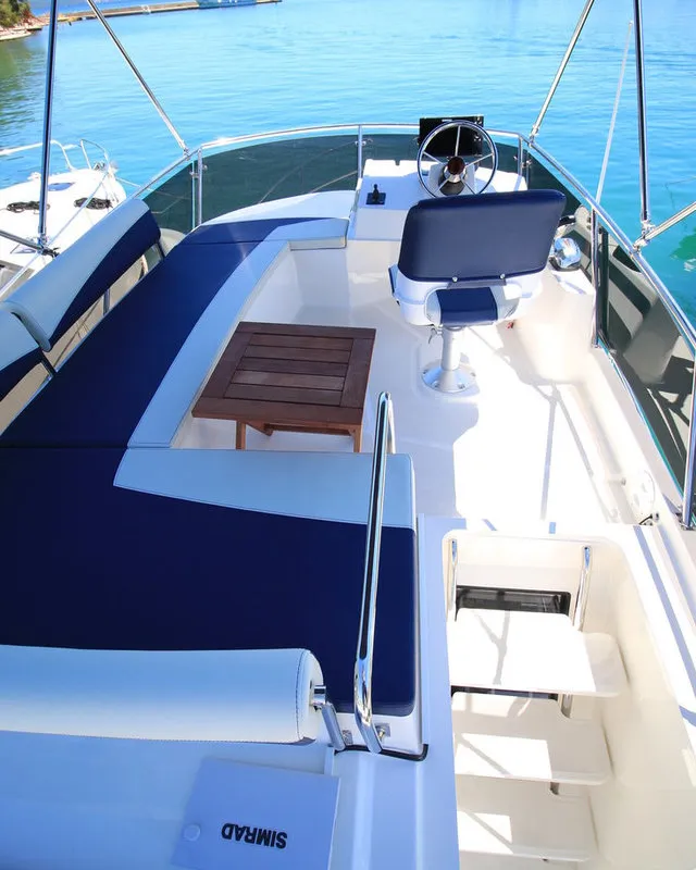 Cockpit of Sabina, a Delphia Yachts Platinum 989 Fly motor yacht at Kukljica, Croatia