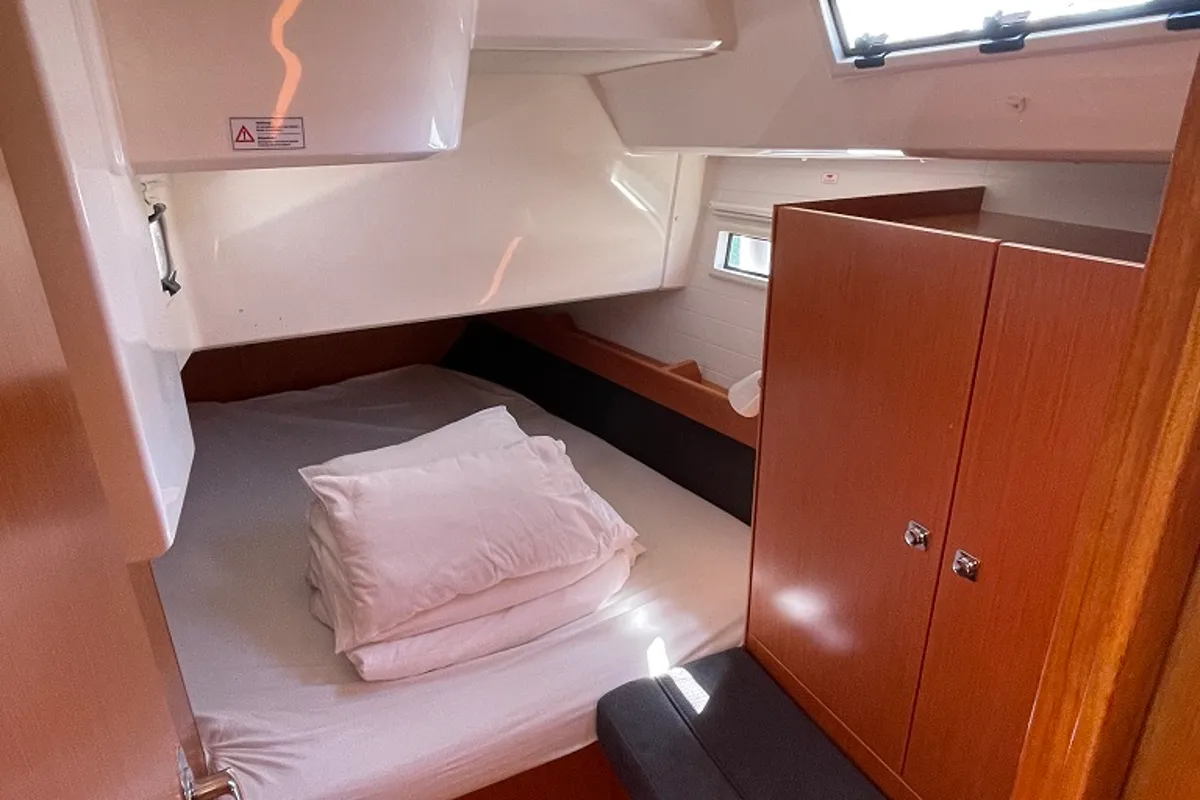 Cabin on Rebecca, a Bavaria Cruiser 41 sailboat at Sukošan, Croatia