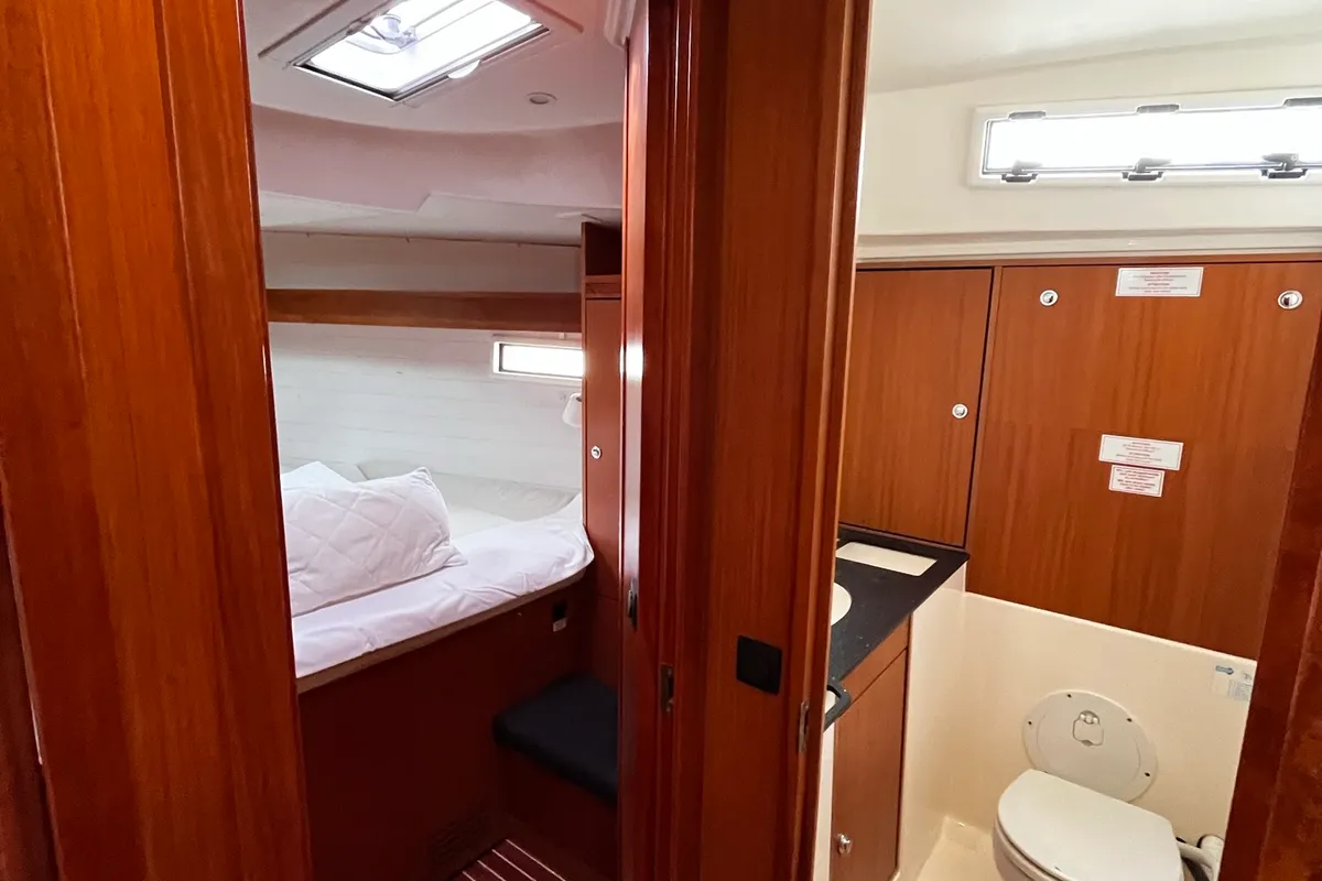 Cabin on Piškera, a Bavaria Cruiser 45 sailboat at Općina Sukošan, Croatia