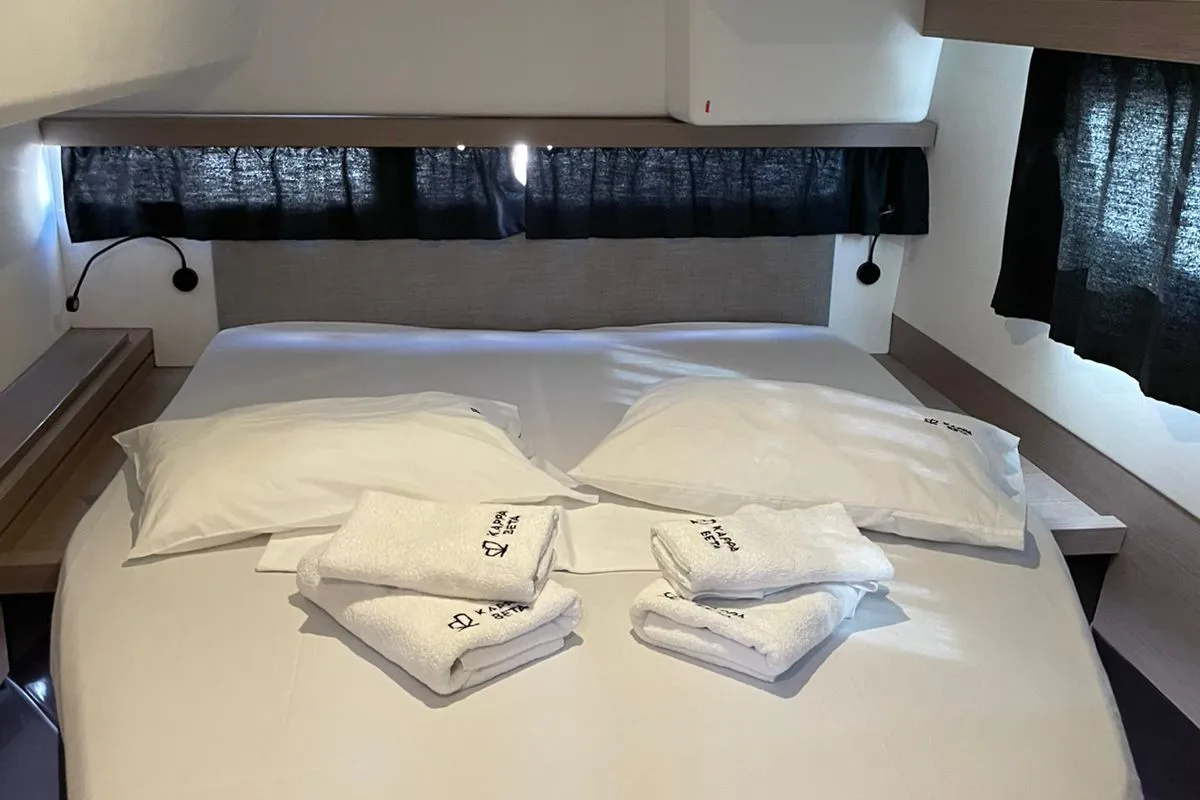 Cabin on Kebitree, a Fountaine Pajot Isla 40 catamaran at Municipal Unit of Palairos, Greece