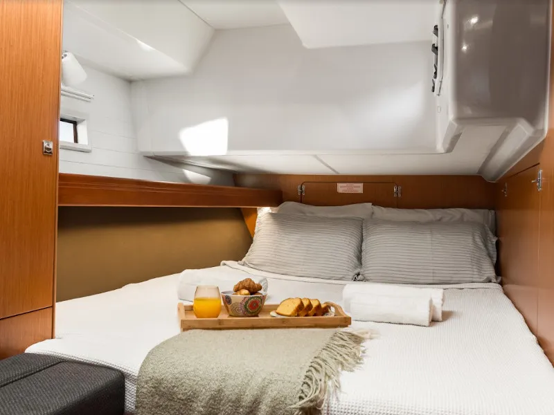 Cabin on Dolce Vita, a Bavaria Cruiser 46 sailboat at Kontokali, Greece