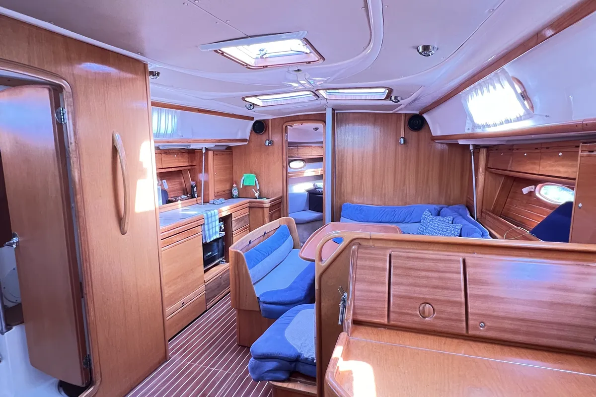 Salon of Dimitra, a Bavaria 39 Cruiser sailboat at Kavala, Greece