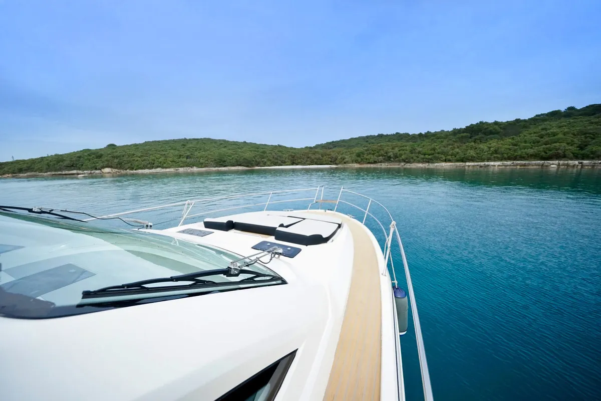 Exterior view of Paluma, a Bavaria Sport 44 motorboat at Općina Sukošan, Croatia
