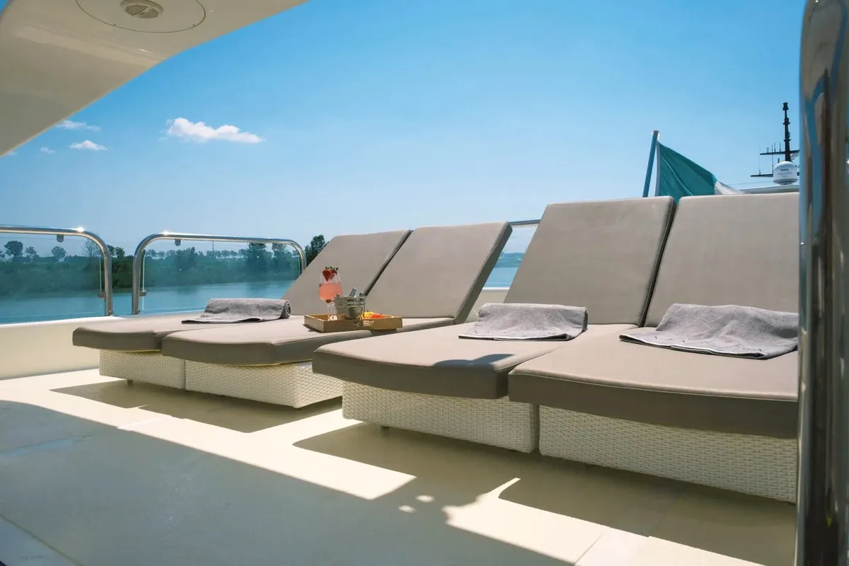 Magic Six, a Astondoa 82 GLX motor yacht at Zadar, Croatia