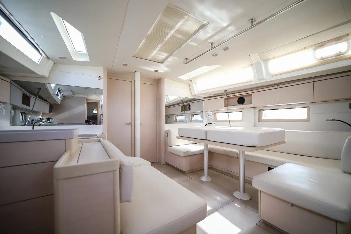 Salon of Zagara - Comfort Line, a Beneteau Oceanis 51.1 sailboat at Olbia, Italy