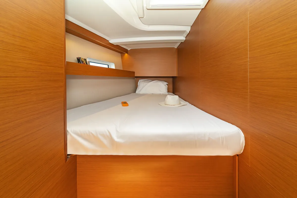 Cabin on Queens of Utrecht, a Jeanneau Sun Odyssey 490 sailboat at Municipal Unit of Ellomenos, Greece