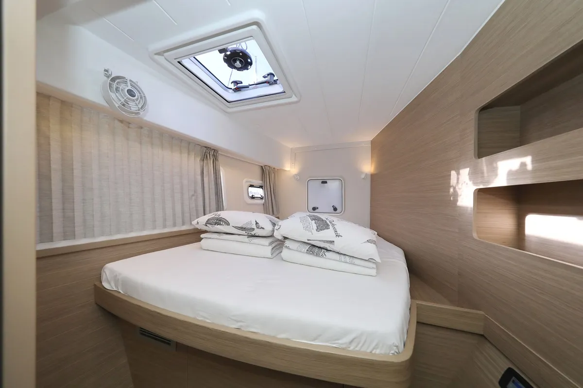 Cabin on Sail la Vie, a Lagoon 42 catamaran at Pirovac, Croatia