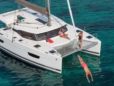 Luna Rossa II