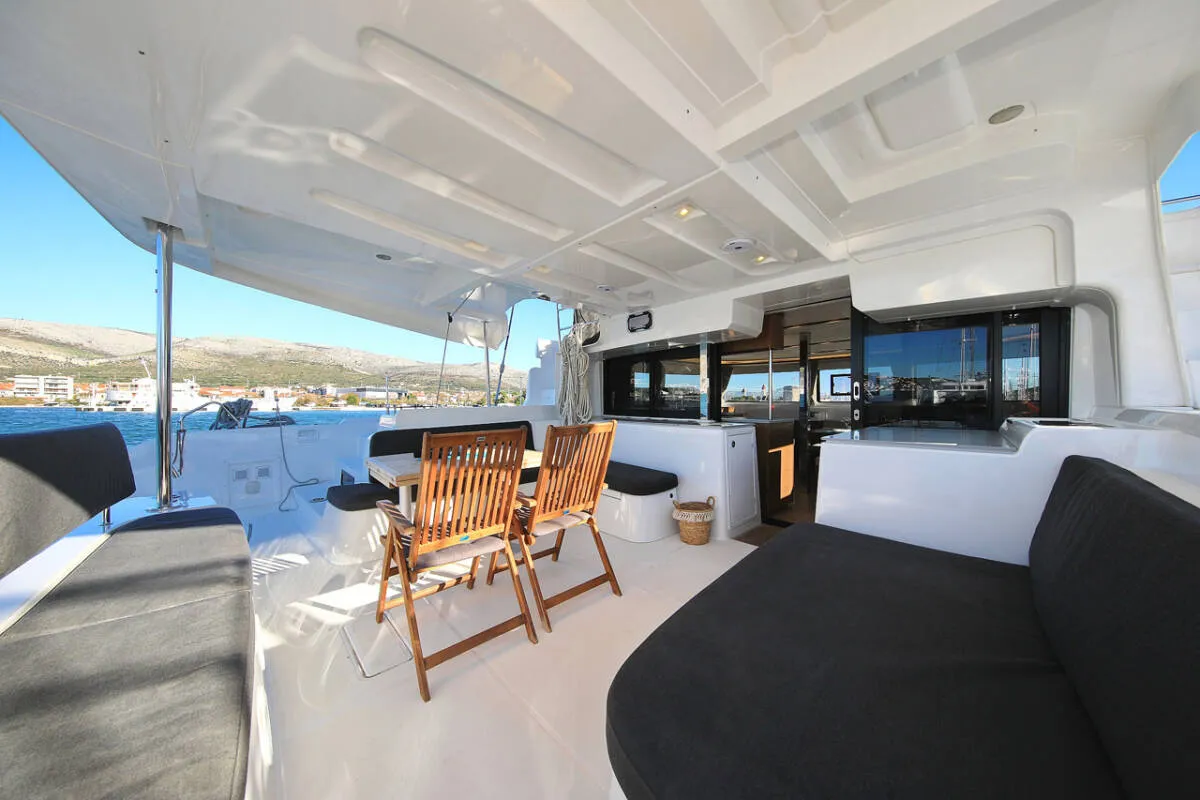 Deck of Mariposa, a Lagoon 46 catamaran at Kaštela, Croatia
