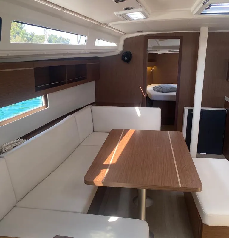 Salon of Kiki, a Beneteau Oceanis 40.1 sailboat at Općina Rogoznica, Croatia