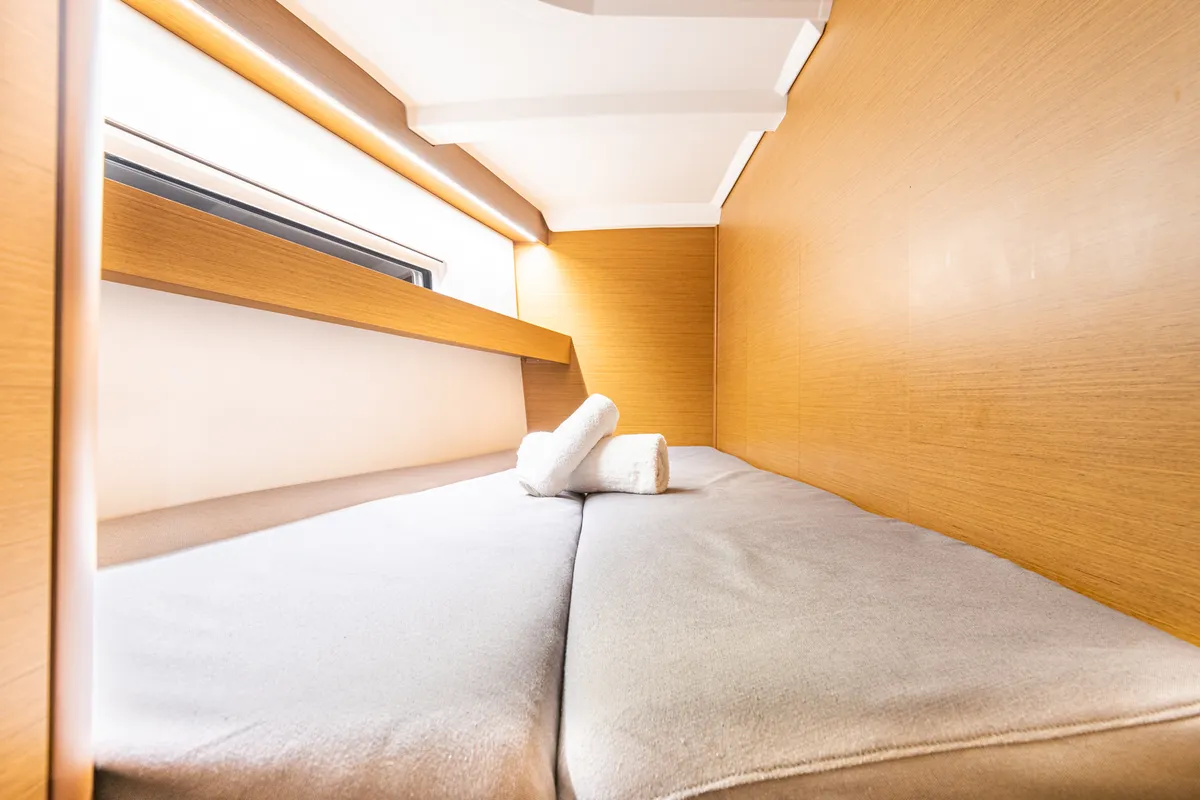 Cabin on Soulmates, a Jeanneau Sun Odyssey 440 sailboat at Athens, Greece