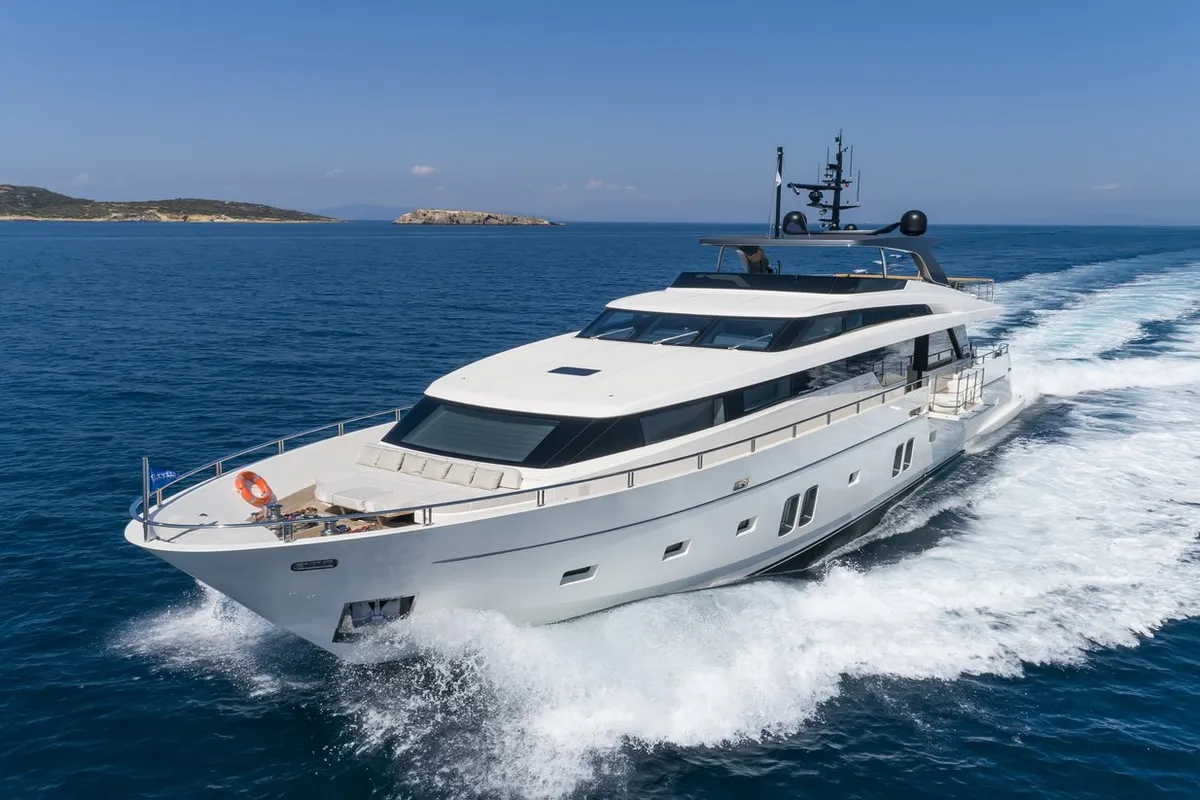 Exterior view of Dinaia, a Sanlorenzo Yacht SL106 motor yacht at Τροκαντερό, Greece
