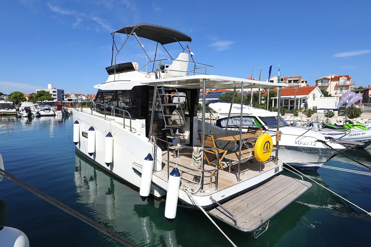 Exterior view of Batu, a Cobra Yachts Futura 40 Grand Horizon motor yacht at Grad Vodice, Croatia