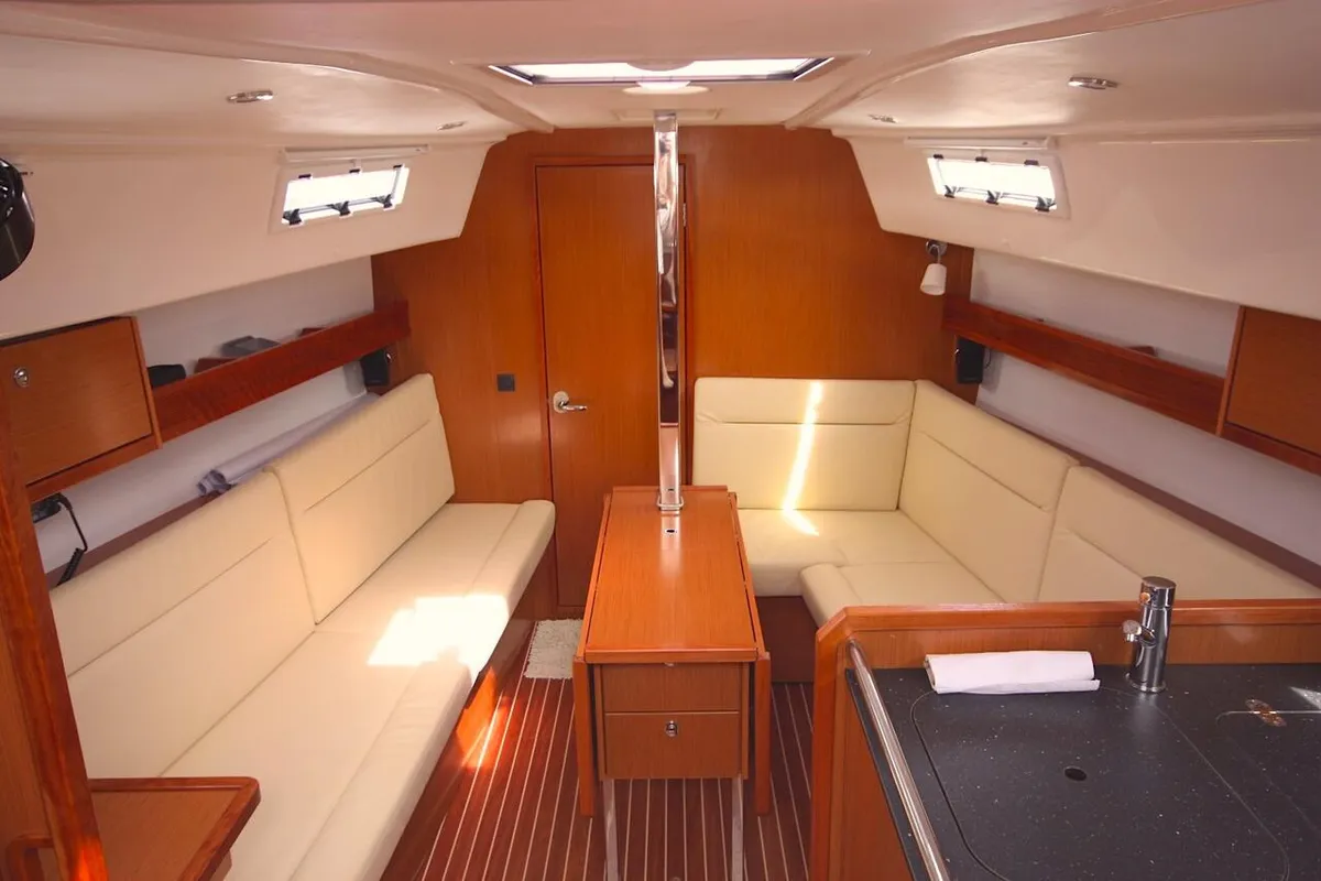Salon of Big Kahuna, a Bavaria Cruiser 32 sailboat at Mai Khao, Thailand
