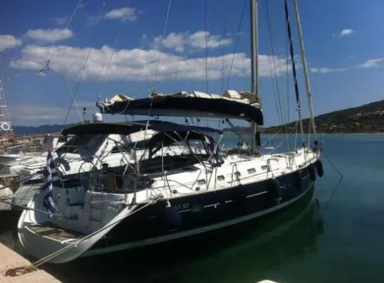 Exterior view of Blue Magic, a Beneteau Oceanis 523 sailboat at Απολλωνία, Greece