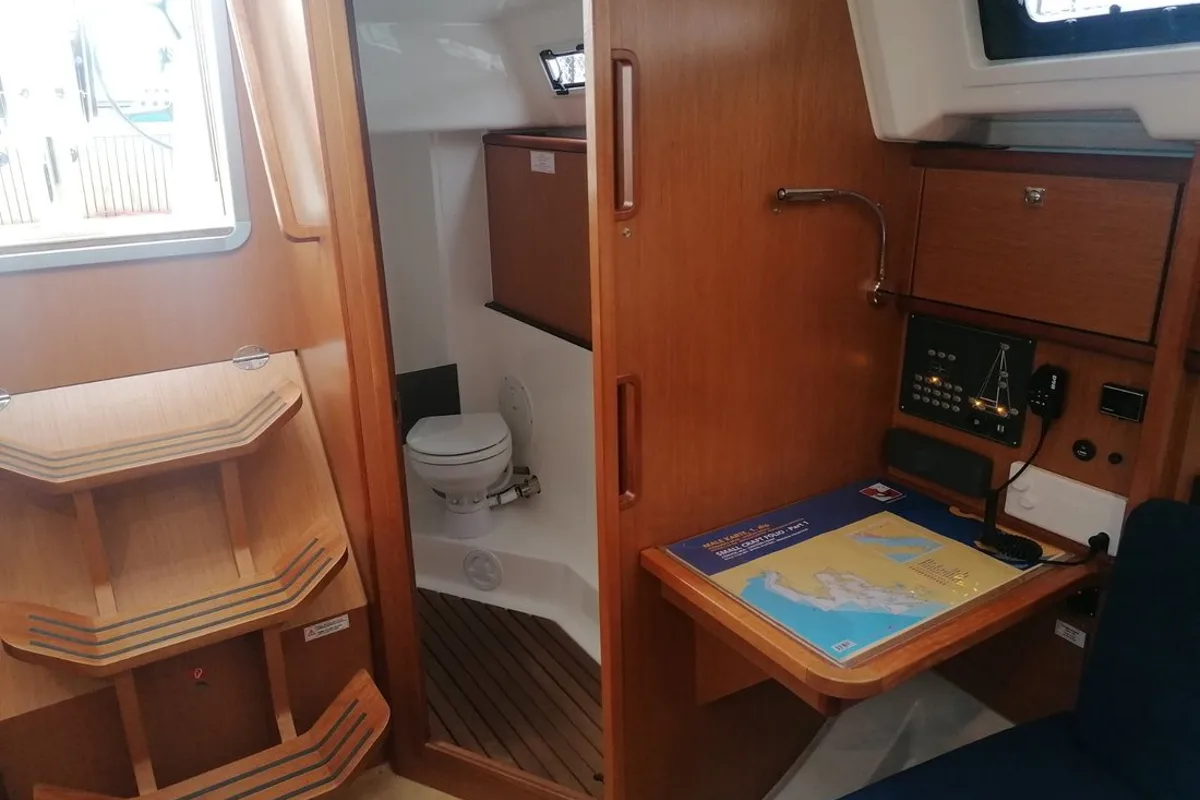 Head on Maki I, a Bavaria Cruiser 34 sailboat at Grad Pula, Croatia