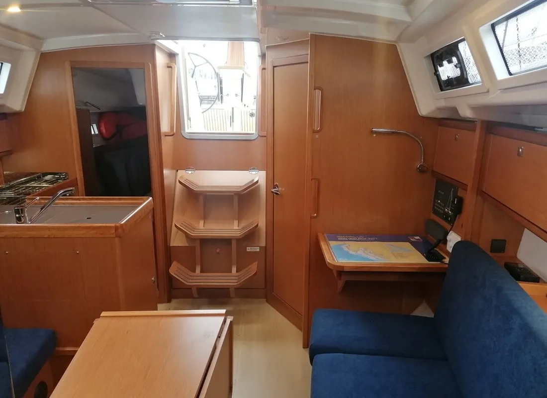 Salon of Maki I, a Bavaria Cruiser 34 sailboat at Grad Pula, Croatia