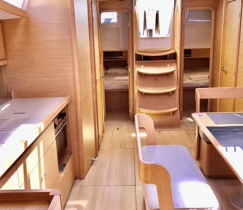 Salon of Nikolas-Aegeas, a Dufour 430 sailboat at Kos, Greece