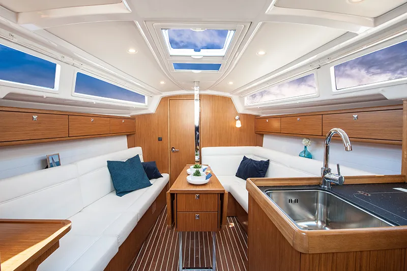 Salon of Adria Breeze, a Bavaria Cruiser 33 sailboat at Punat, Croatia