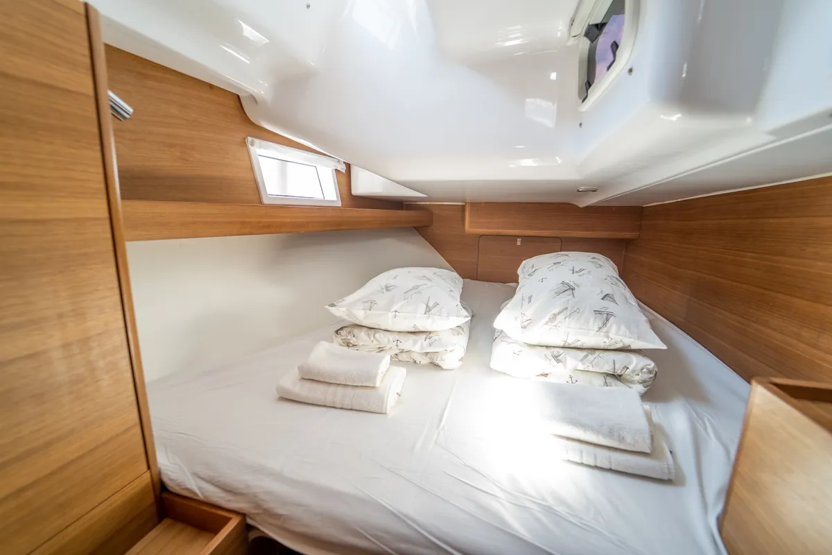 Cabin on Olelole, a Elan Impression 40.1 sailboat at Grad Pula, Croatia